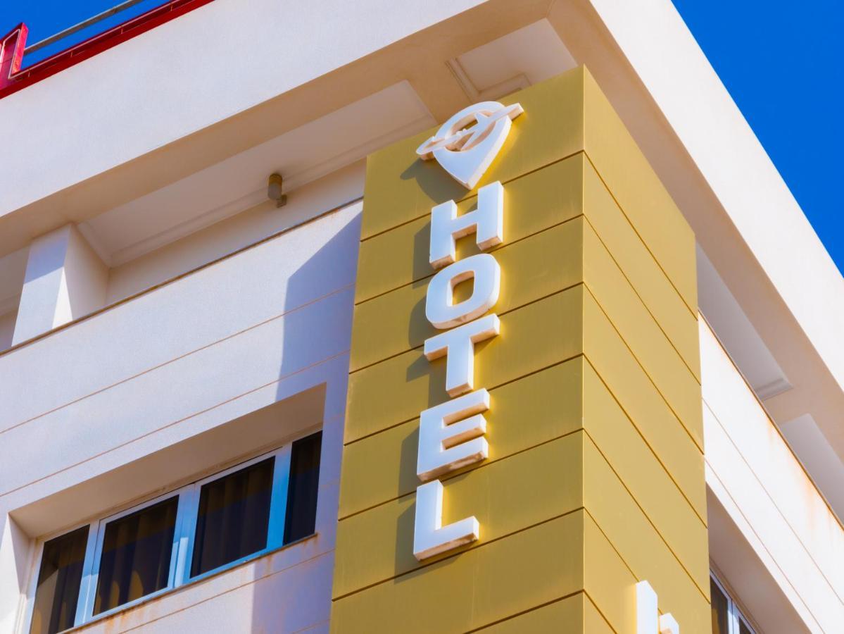 Hotel L'Aéroport Nador Exterior foto